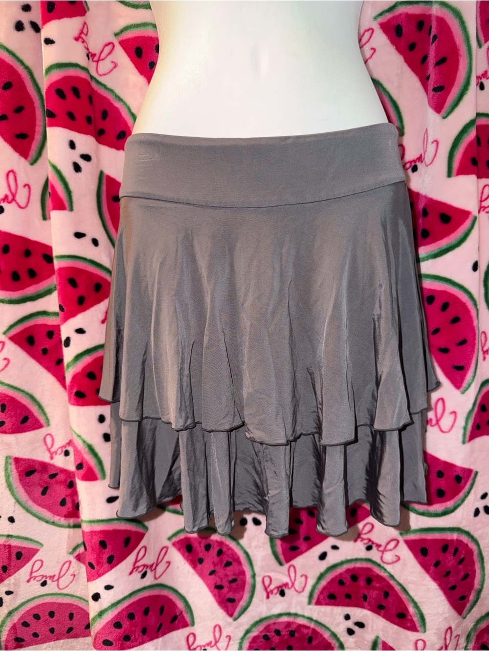 🩶 bebe Tiered Circle Skirt